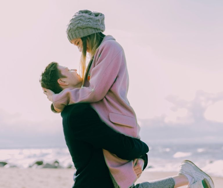 I need Love Couple